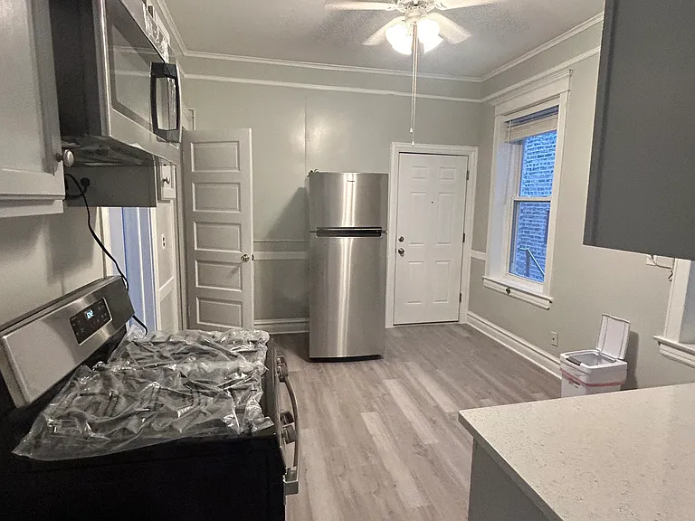 3402 S Morgan St #2R — Photo 1