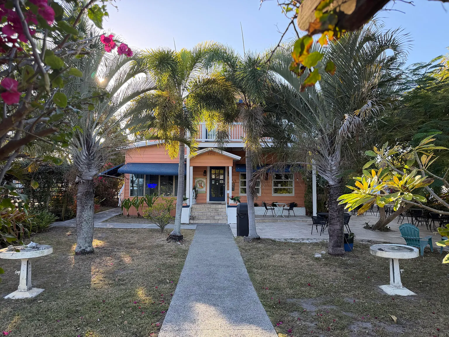 5 bed, 5.0 bath, 3603 sqft, $4,500 — Photo 1