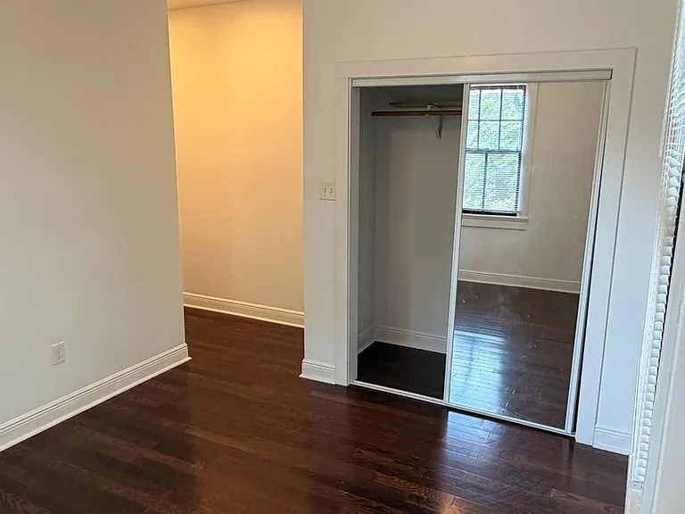 1233 Poland Ave — Photo 15