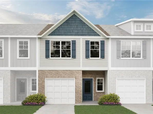 84 Vickers Point Dr, Fairburn, GA 30213
