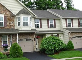 402 Pin Oak Ct, Mechanicsburg, PA 17050