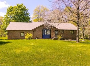 12386 Sperry Rd, Chesterland, OH 44026