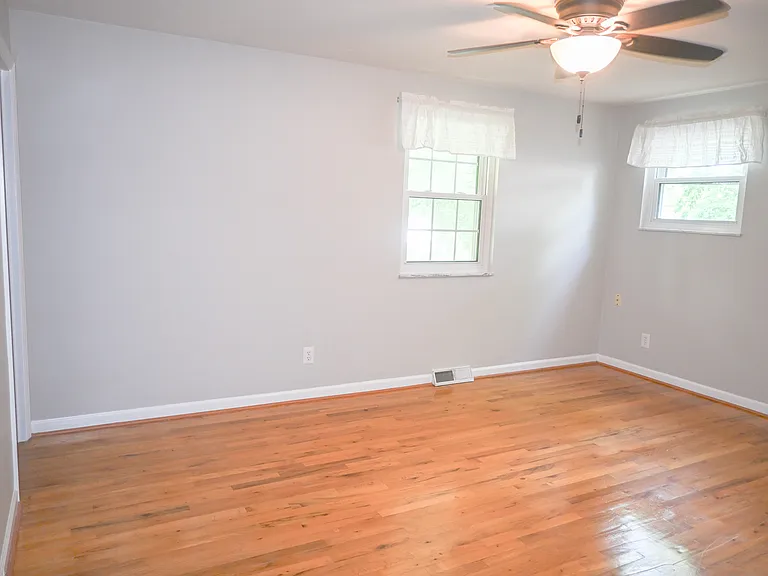 8152 Traverse Ct — Photo 17