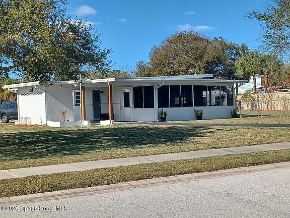 4th image of 906 Santa Cruz Rd