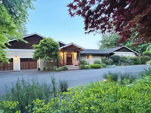 31050 SW Riverwood Dr, West Linn, OR 97068
