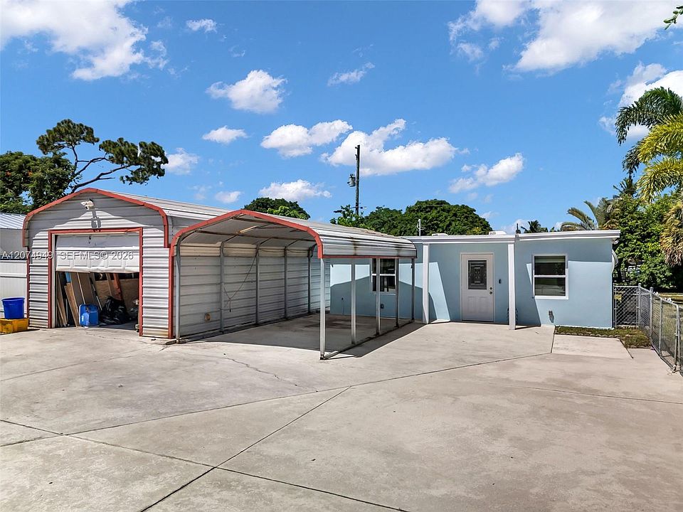 1st image of 1593 Barbarie Ln