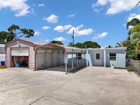 1593 Barbarie Ln, West Palm Beach, FL 33417