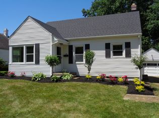 158 Sheldon Dr, Akron, OH 44313