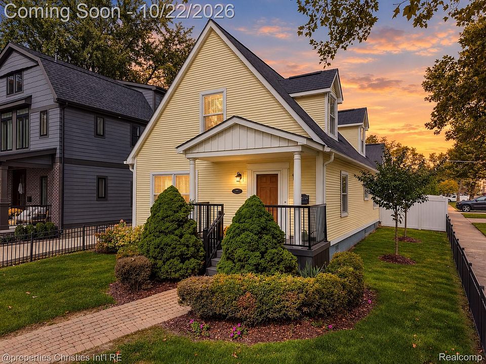 1999 Cole Ave, photo 2