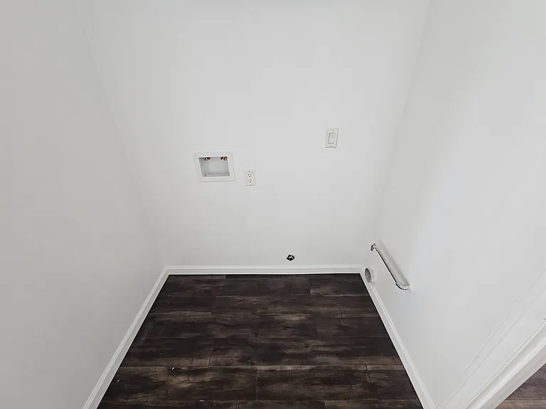 18236 Clark St — Photo 1