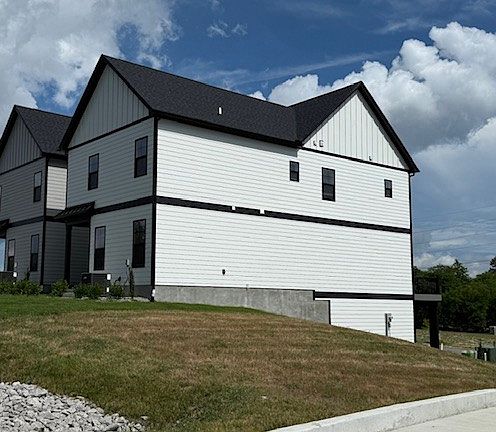 5th image of 607 Gustaf Dr Lot 25