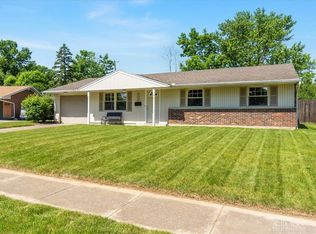 5735 Pennywell Dr, Dayton, OH 45424