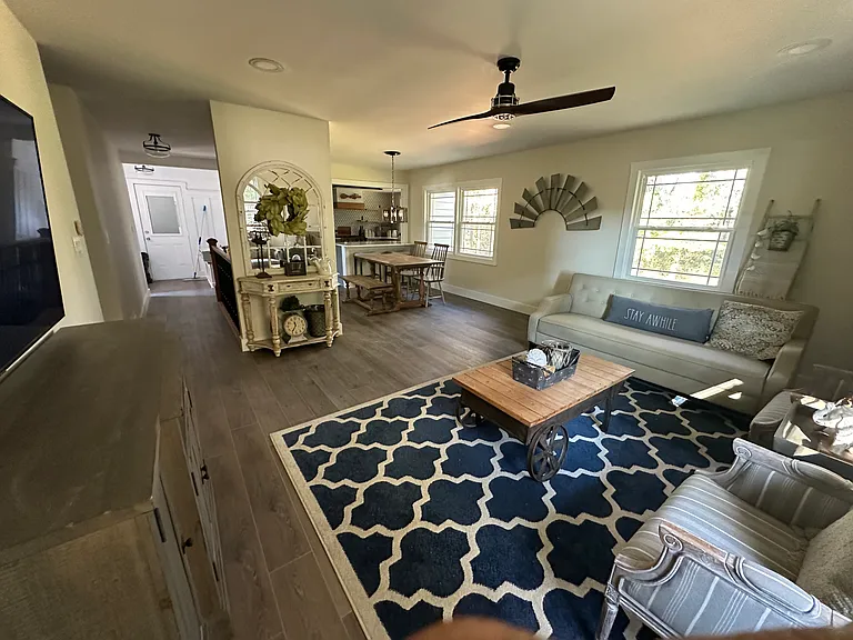 6178 Graceland Cir — Photo 9