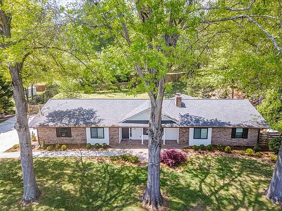 2nd image of 409 Esther Dr