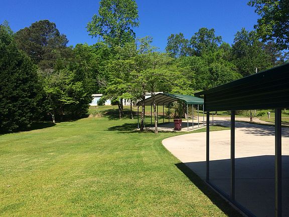 Cared shed parking for 8cars