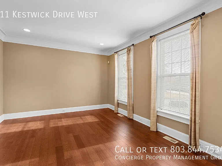 211 Kestwick Dr W — Photo 8