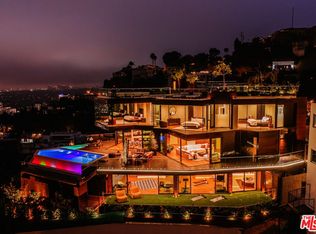 8542 Hollywood Blvd, Los Angeles, CA 90069