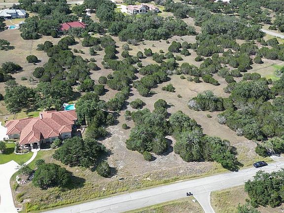 3rd image of Verde Point