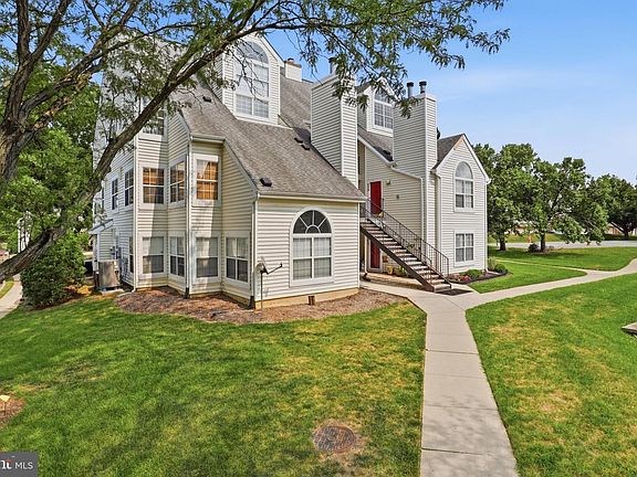 5th image of 14124 Bowsprit Ln APT 809