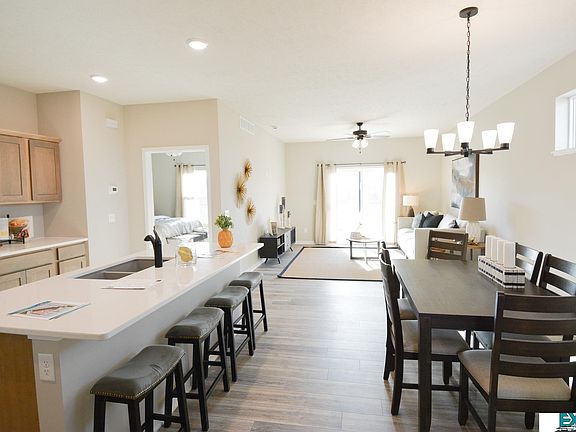 5th image of 2574 Tupelo Ln