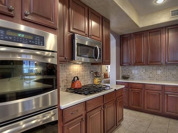 4th image of 5231 E Anderson Dr