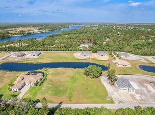 17060 Serengeti Cir, Alva, FL 33920