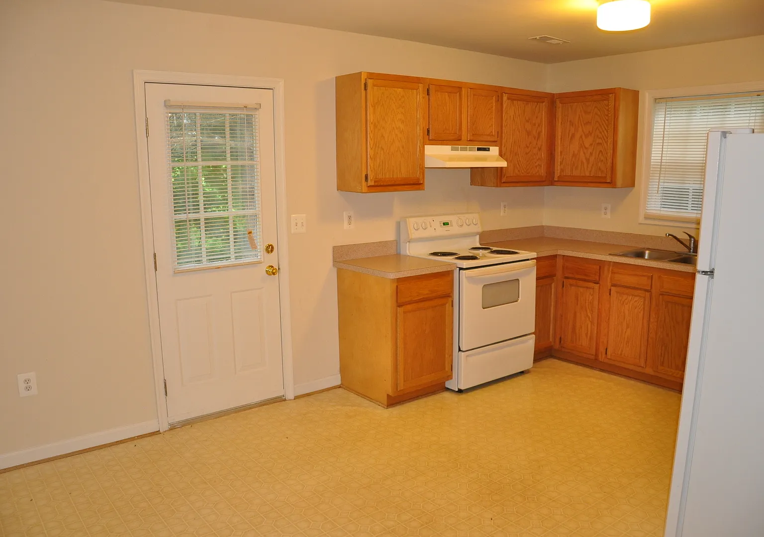 Convenient Rambler — Photo 3