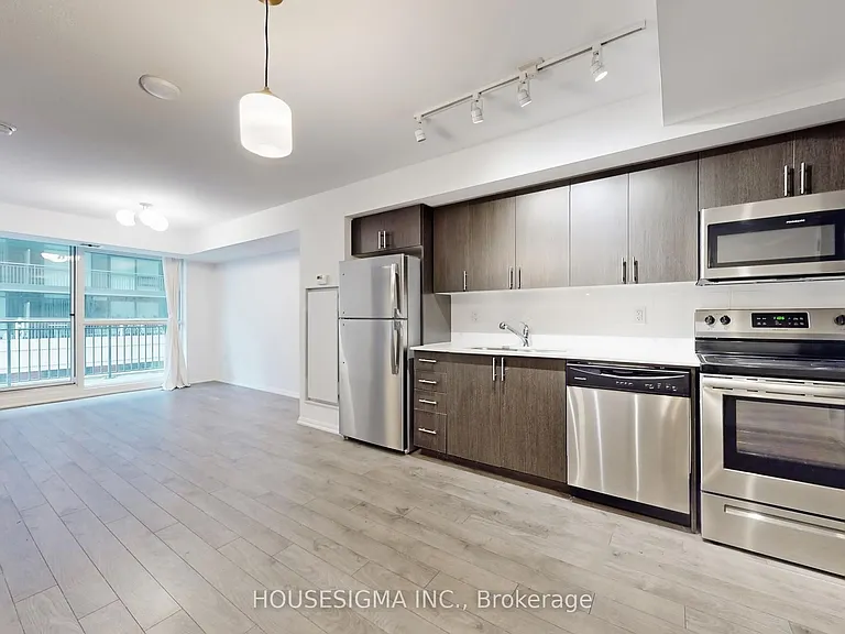 3091 Dufferin St #211 — Photo 3