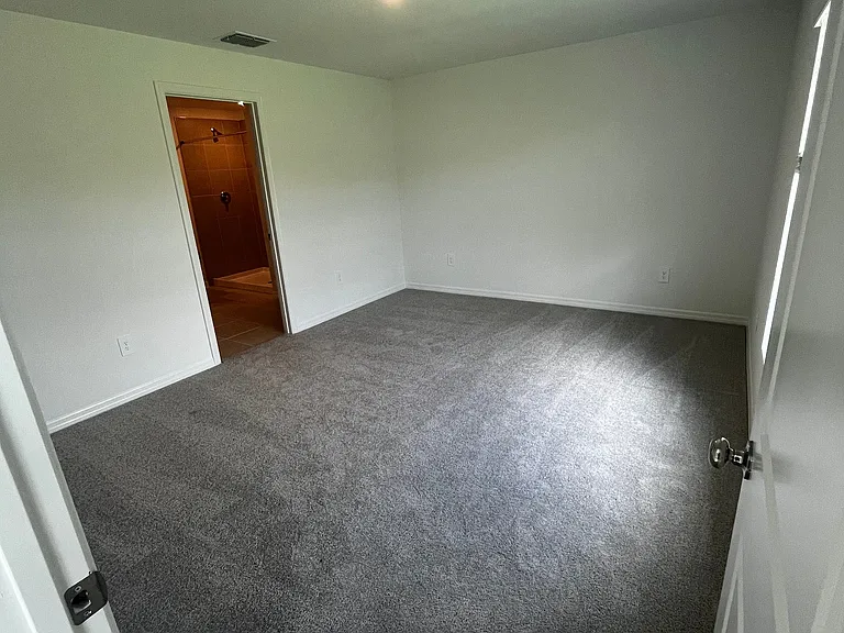 7702 Abagail Dr — Photo 20