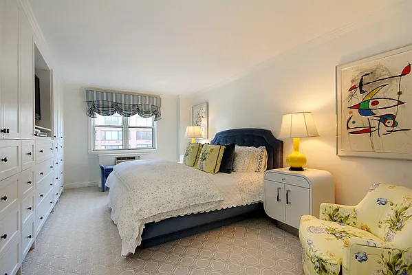 Sold by Corcoran | media 8