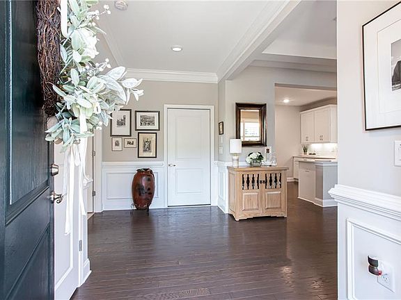 5th image of 1601 Lexington Green Pnes