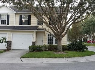 2901 Amber Oak Dr, Valrico, FL 33594