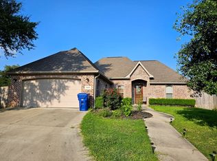 1922 Bella Vie Dr, Deridder, LA 70634