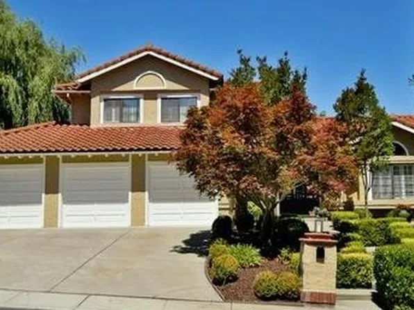 40 Country Hills Ct, Danville, CA 94506