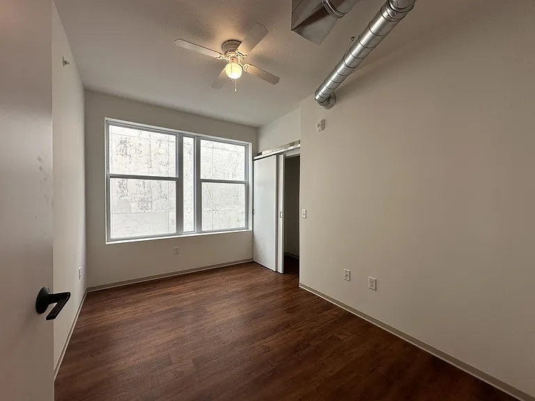 307 N 3rd St #301 — Photo 3