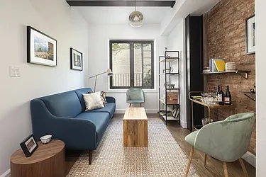 Rented by Tapiro Realty