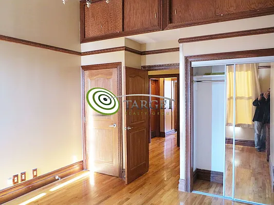 Rented by Target Realty Group | media 2
