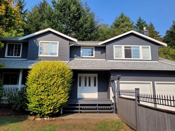 2689 Crystalview Dr, Langford, BC V9B 5S5