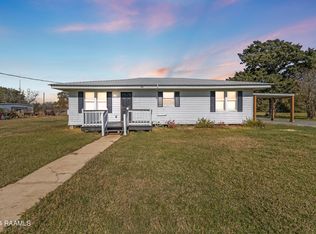 207 Le Medicin Rd, Carencro, LA 70520
