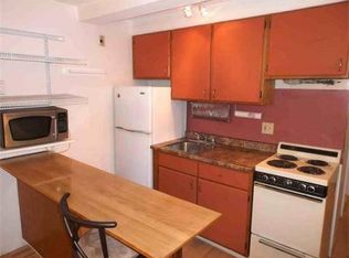 45 Oval Rd APT 10, Quincy, MA 02170