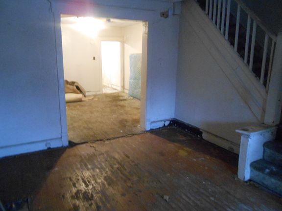 4th image of 5732 Crittenden St