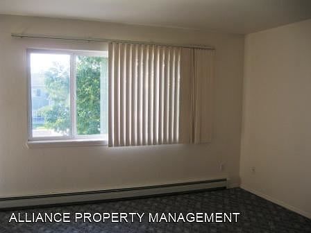 3rd image of 701 Mantle Dr #C