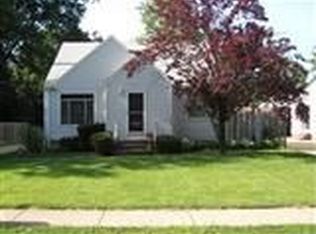 22778 Clifford Dr, Fairview Park, OH 44126