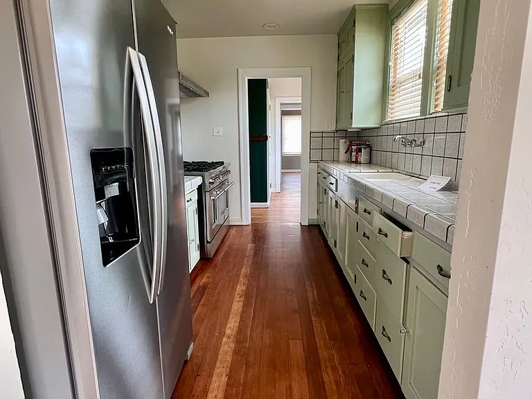 790 E San Joaquin Ave — Photo 10