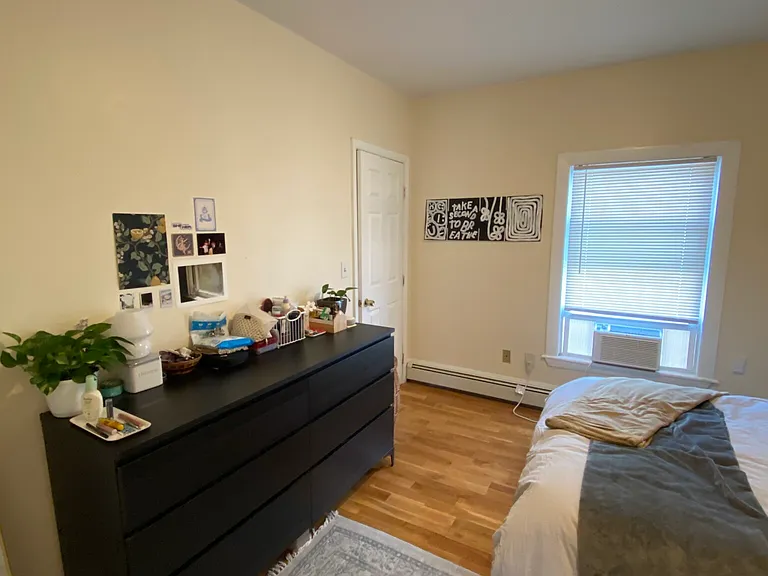83 Linden St #2 — Photo 10