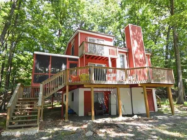 128 Ashley Ct, Bushkill, PA 18324