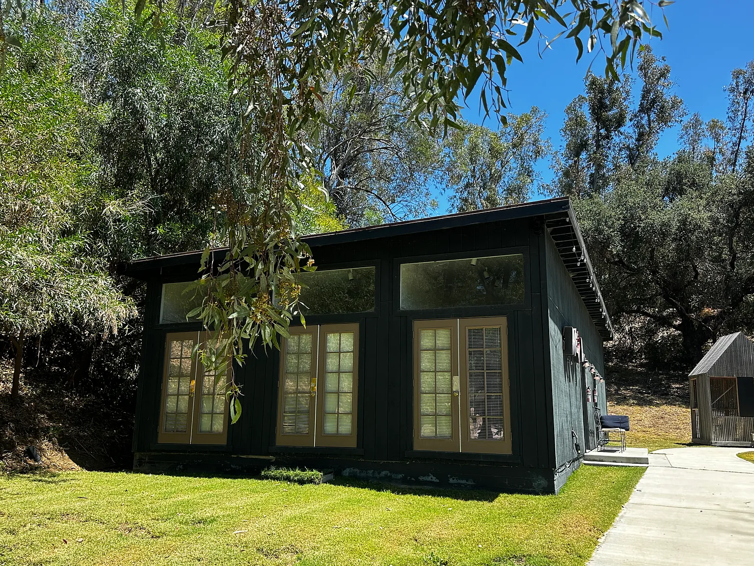 2 bed, 528 sqft, $3,600 — Photo 1