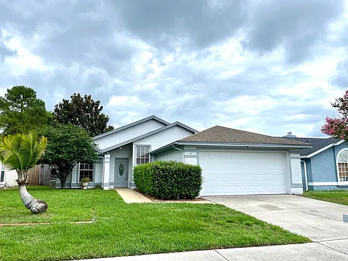 1063 Sugarberry Trl Photo 1