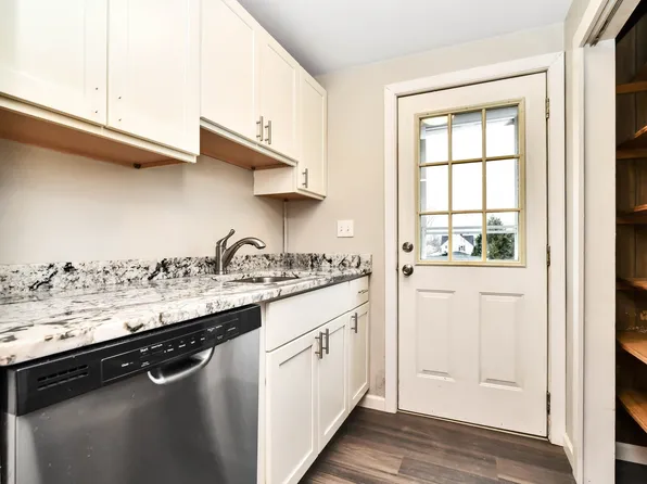 37 Wilbur St Floor 2, Taunton, MA 02780