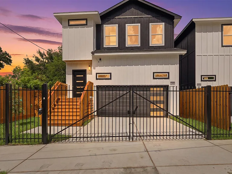 3806 Sayers St — Photo 3